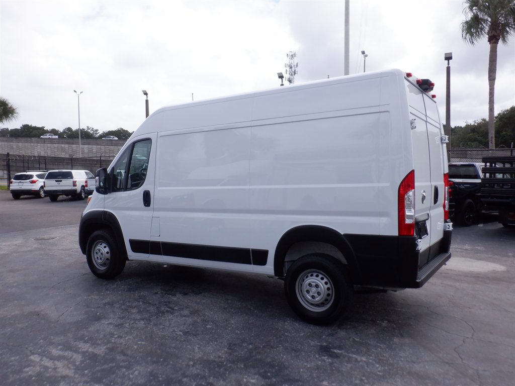 Used 2024 RAM ProMaster 1500 w/ Convenience Group image 3