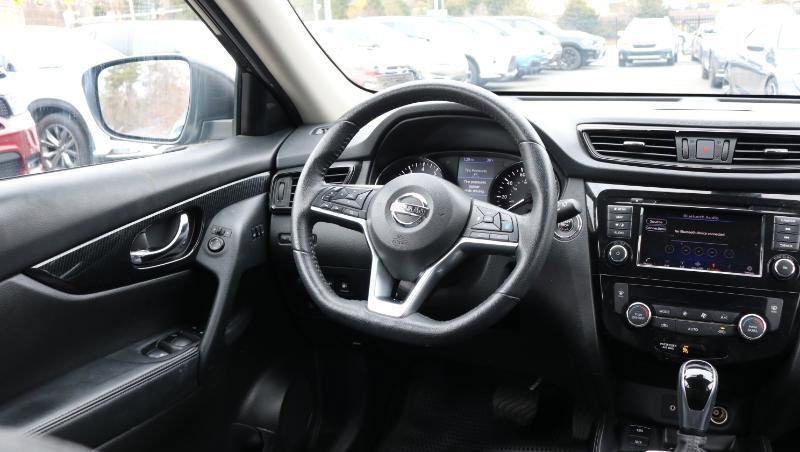 Used 2020 Nissan Rogue SL image 20