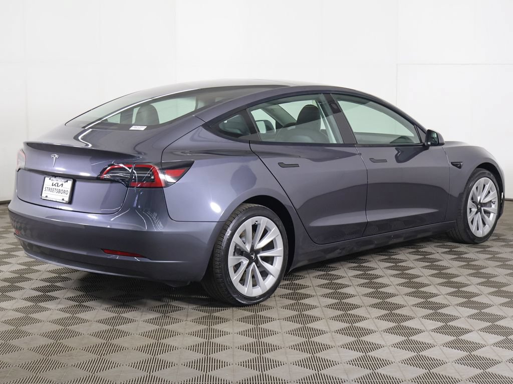 Used 2023 Tesla Model 3 Standard Range RWD image 10