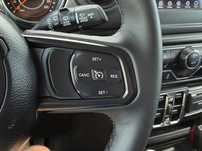 Used 2023 Jeep Wrangler Unlimited Sport AWD/4WD image 19