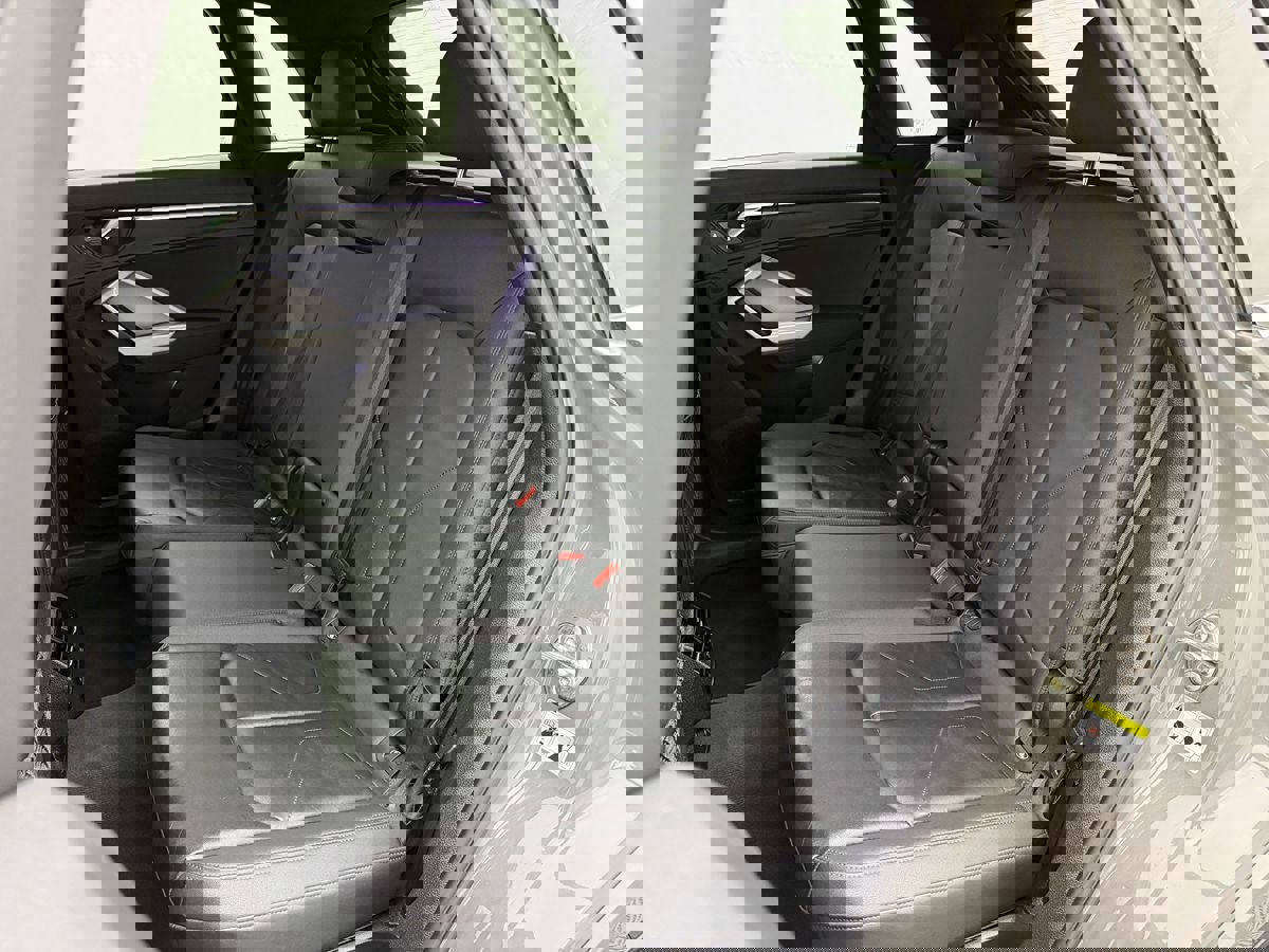 Used 2022 Audi Q3 2.0T Premium Plus w/ Premium Plus Package image 34