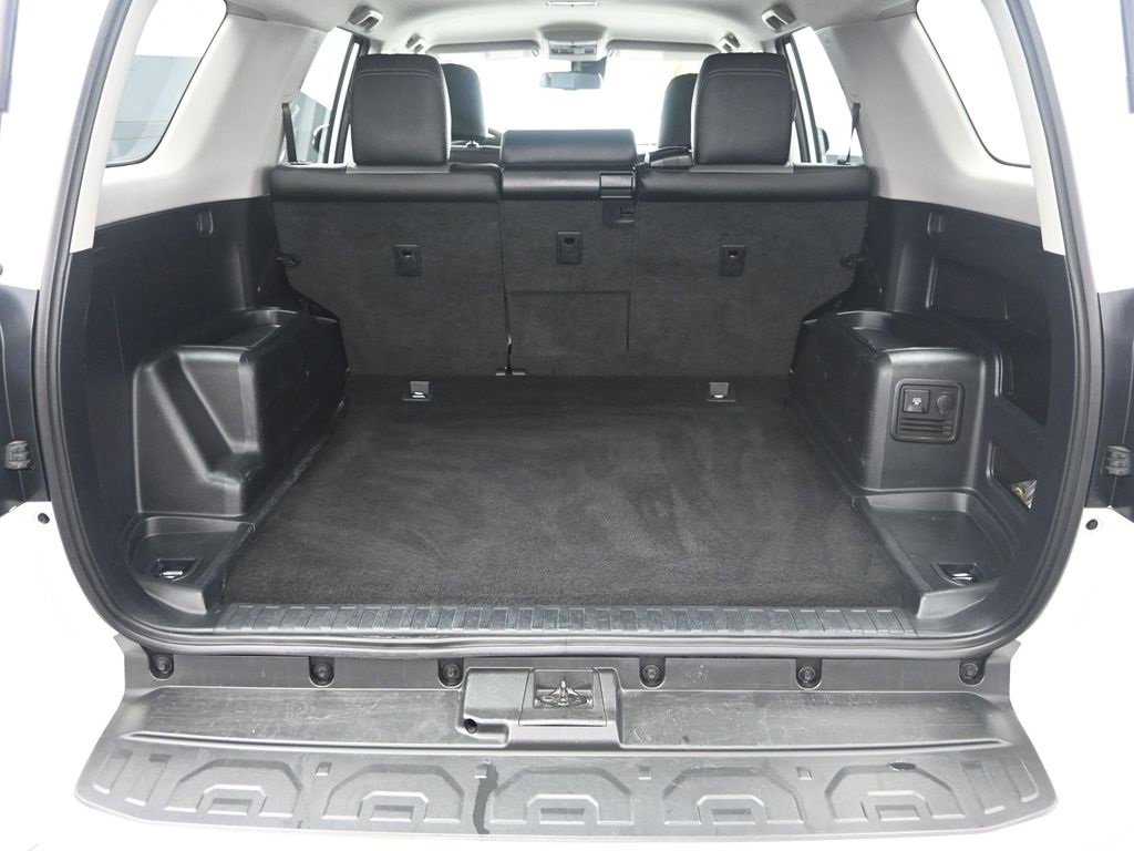 Used 2024 Toyota 4Runner SR5 Premium image 34