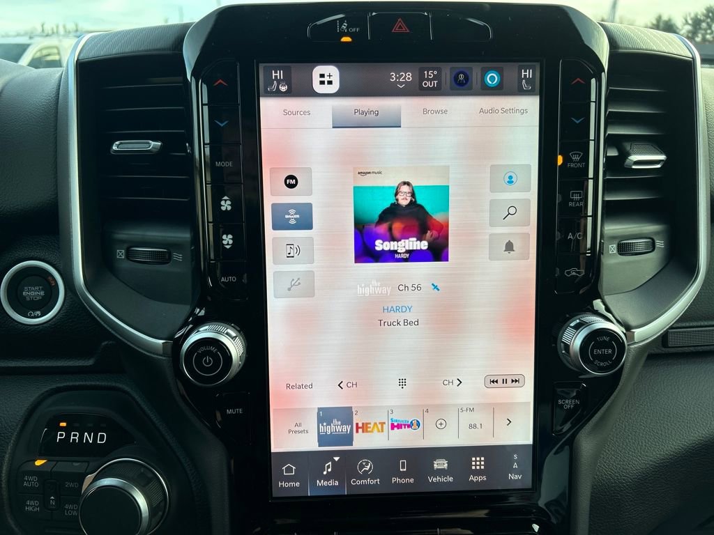 New 2026 RAM 1500 Big Horn AWD/4WD image 32