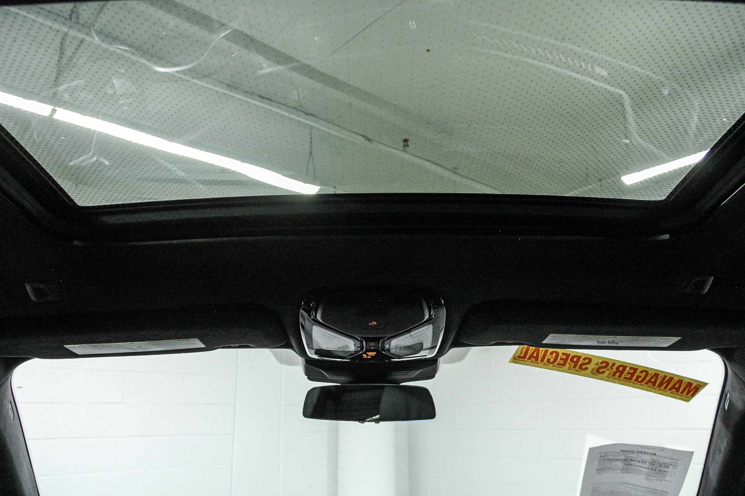 New 2026 BMW X7 M60i image 12