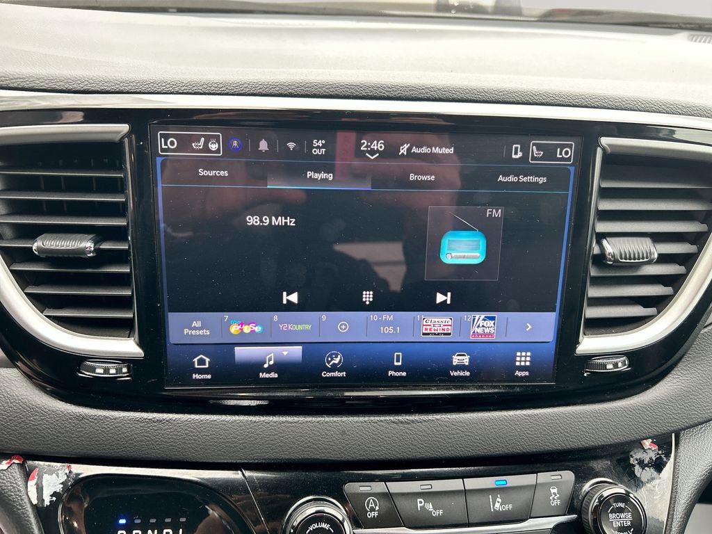 Used 2025 Chrysler Pacifica Select FWD image 17