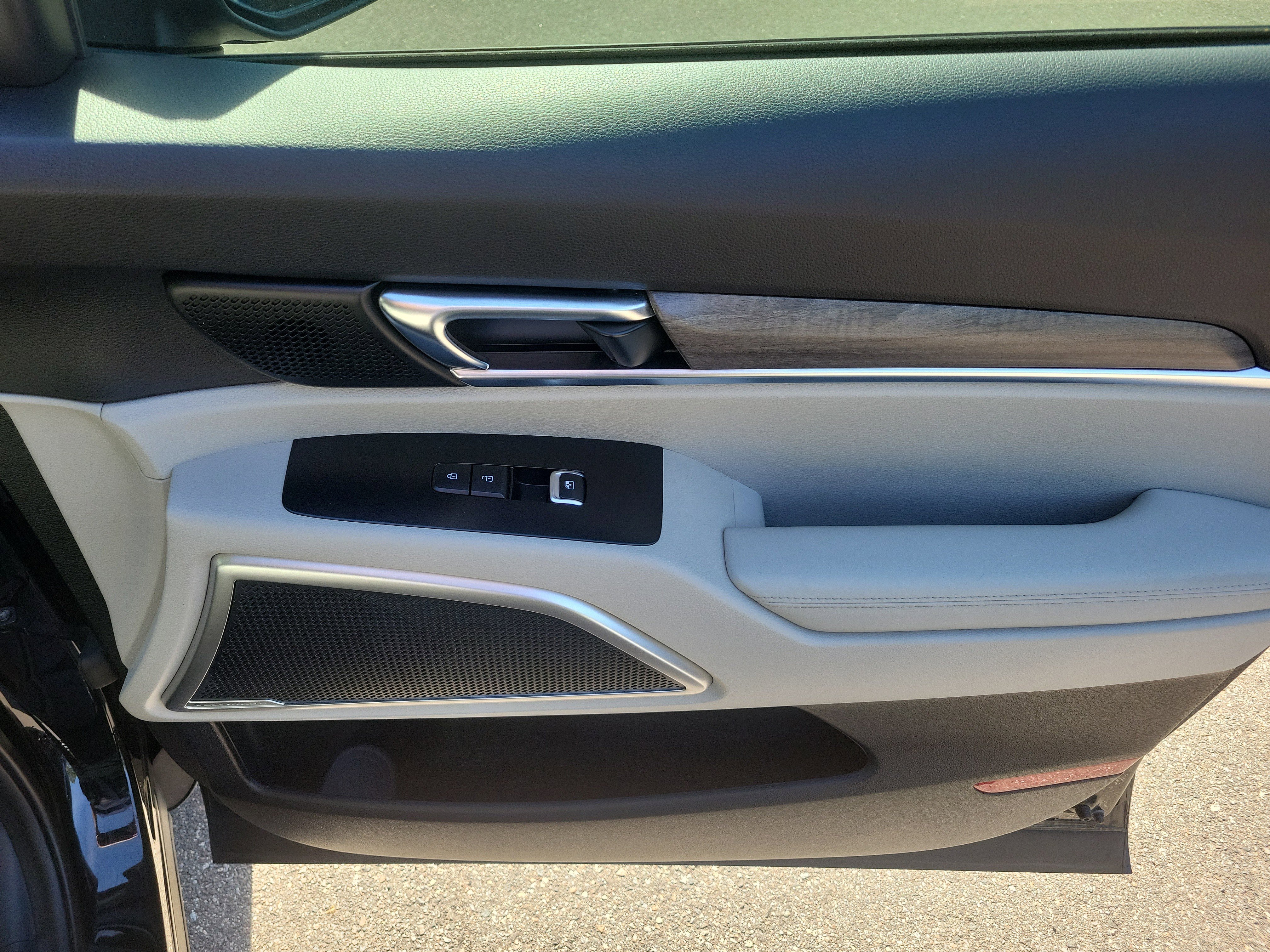 Used 2020 Kia Telluride EX w/ EX Premium Package image 10