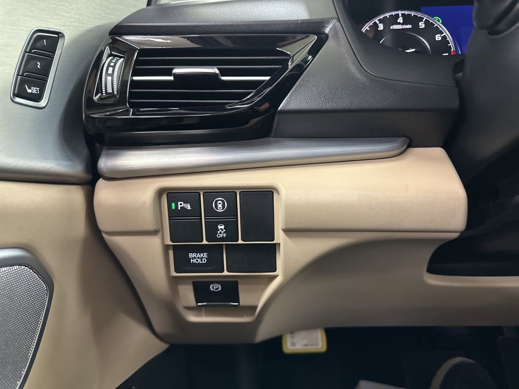 Used 2023 Acura RDX w/ Technology Package image 38