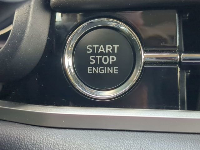 Used 2024 Mitsubishi Outlander SE image 29