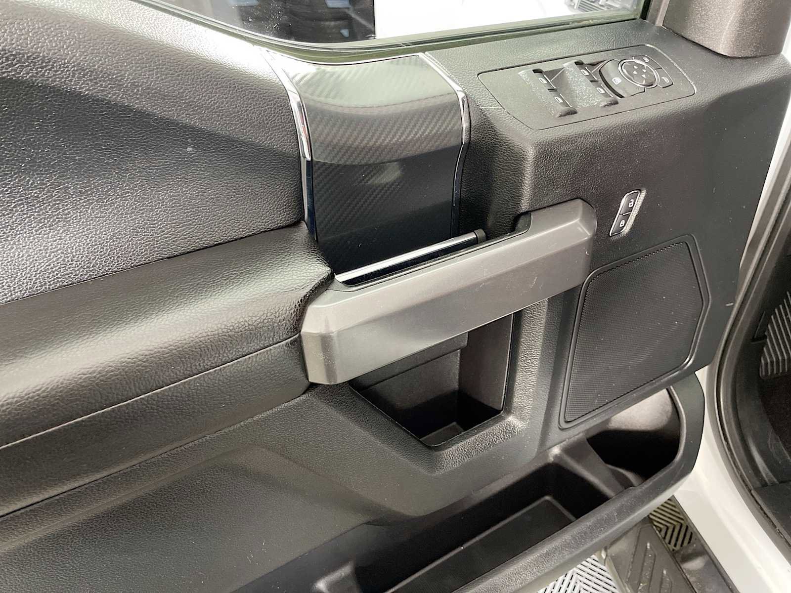 Used 2019 Ford F150 XLT w/ Equipment Group 302A Luxury image 16