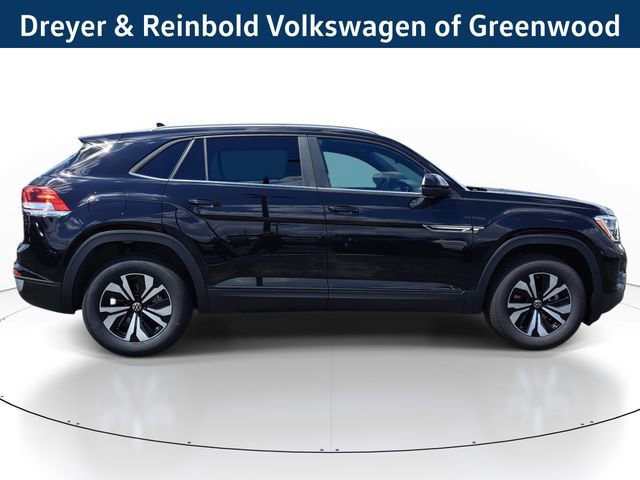 New 2025 Volkswagen Atlas Cross Sport SE image 2