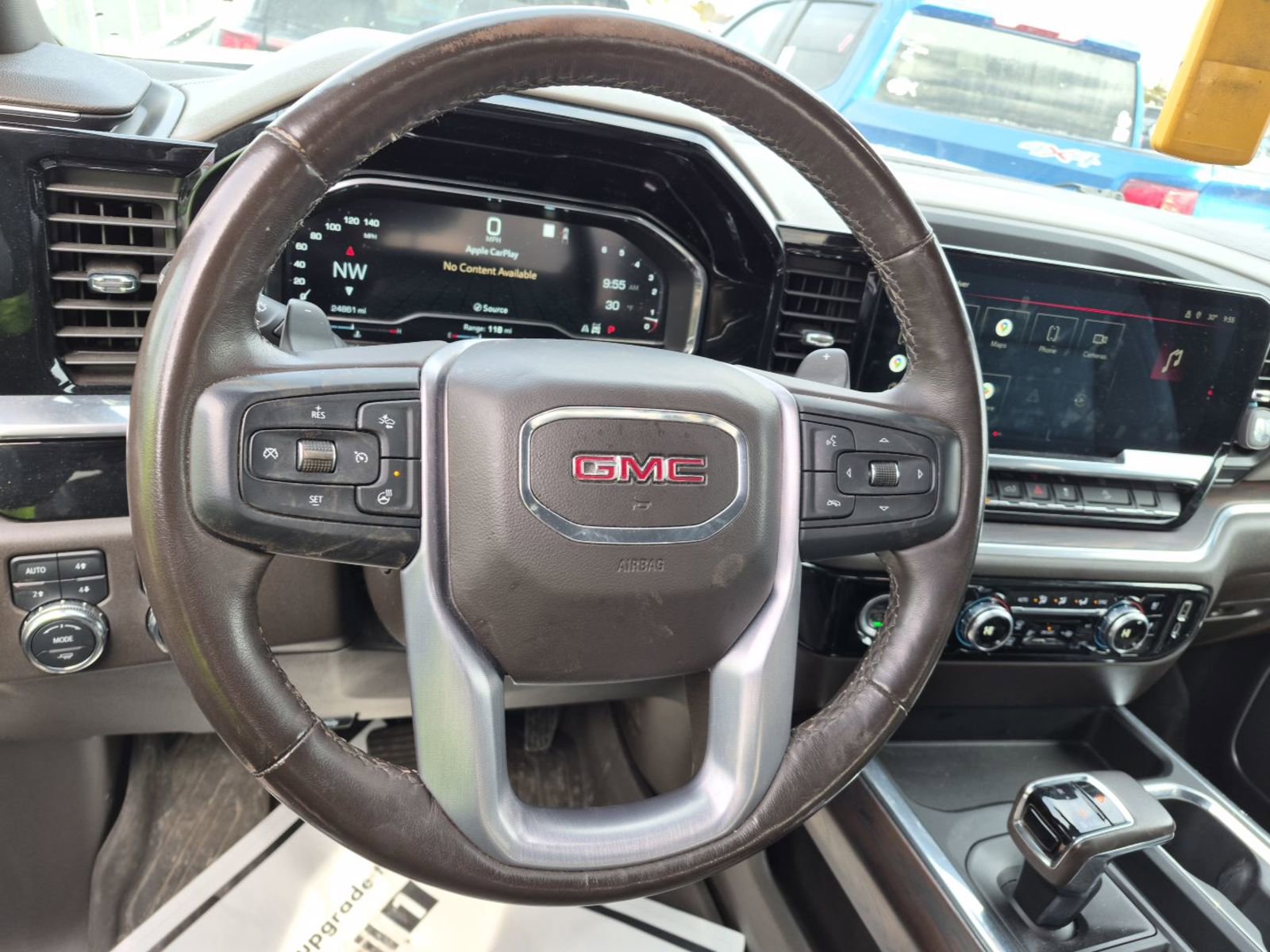 Used 2022 GMC Sierra 1500 SLT AWD/4WD image 8