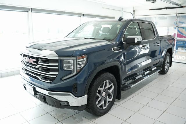 Used 2022 GMC Sierra 1500 SLT w/ X31 Off-Road Package image 4