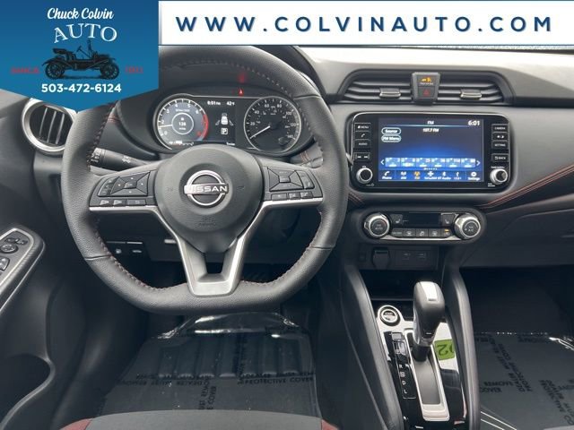 New 2025 Nissan Versa SR w/ Trunk Package image 18