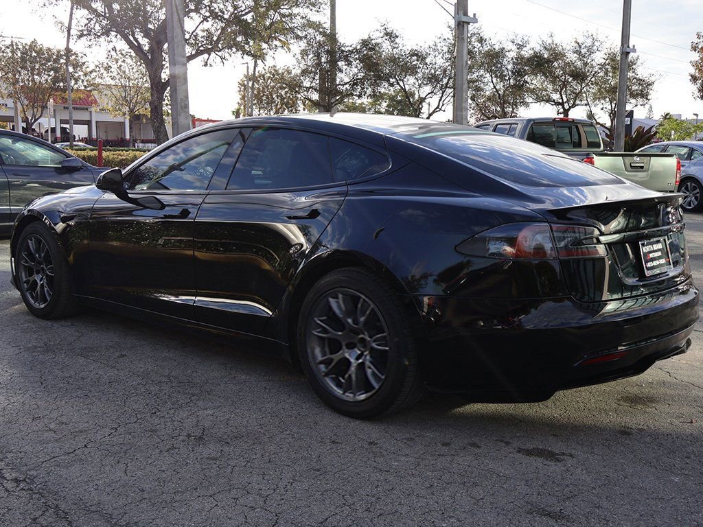 Used 2021 Tesla Model S Plaid image 11