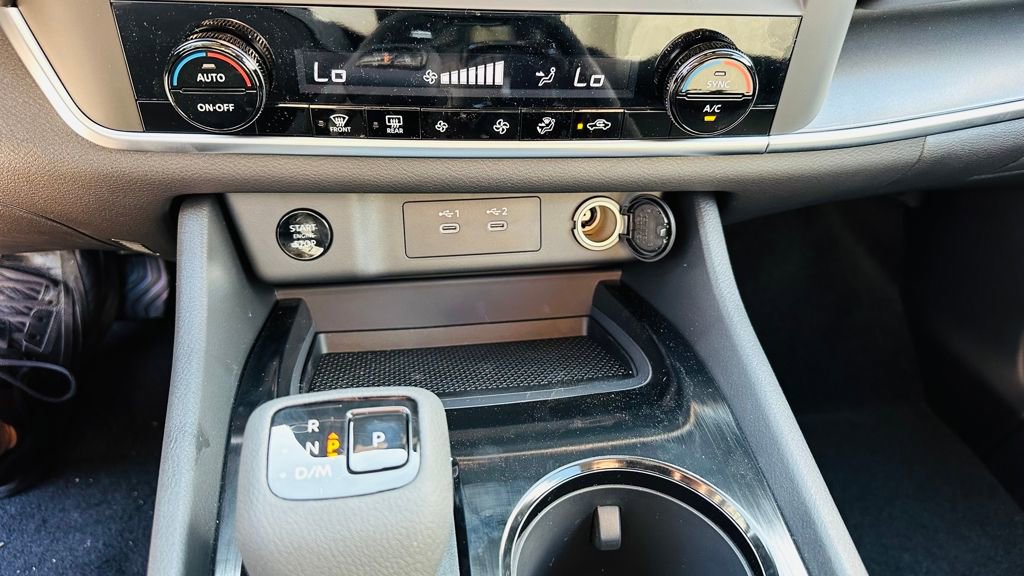 New 2026 Nissan Rogue SV image 25