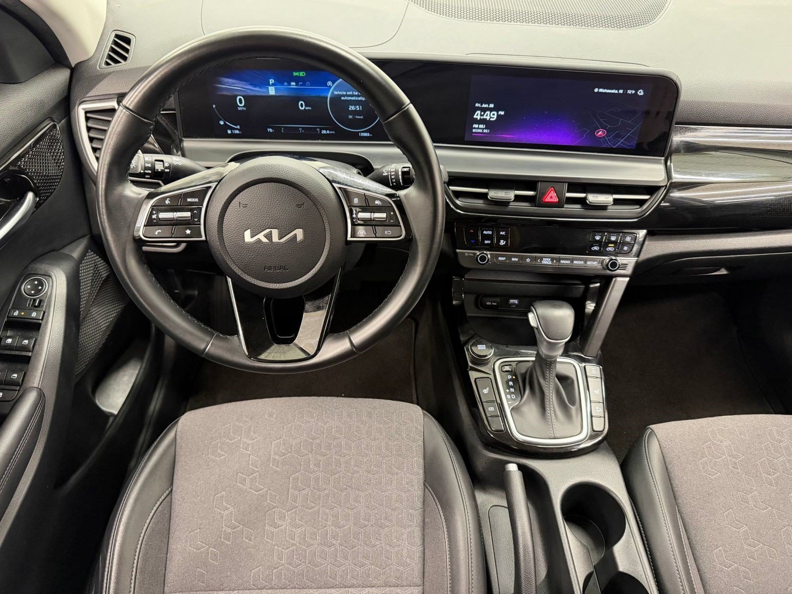 Used 2024 Kia Seltos S AWD/4WD image 24