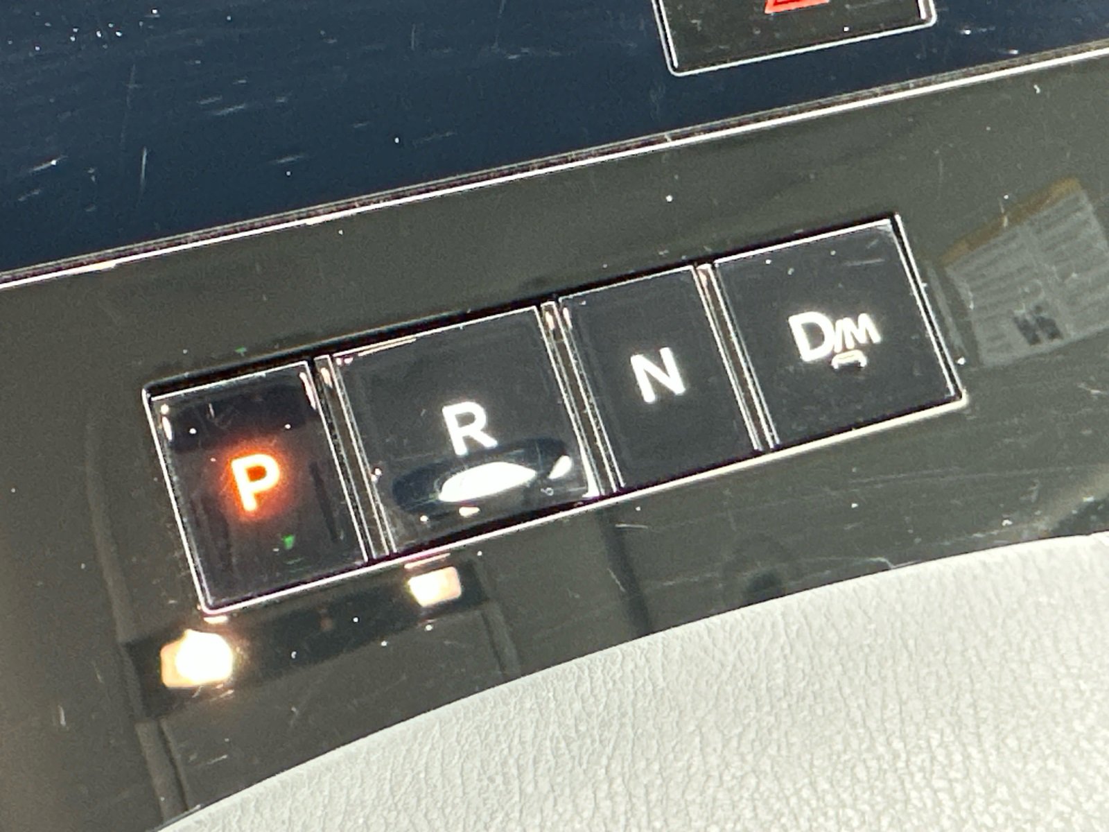 Used 2025 INFINITI QX80 Sensory image 35