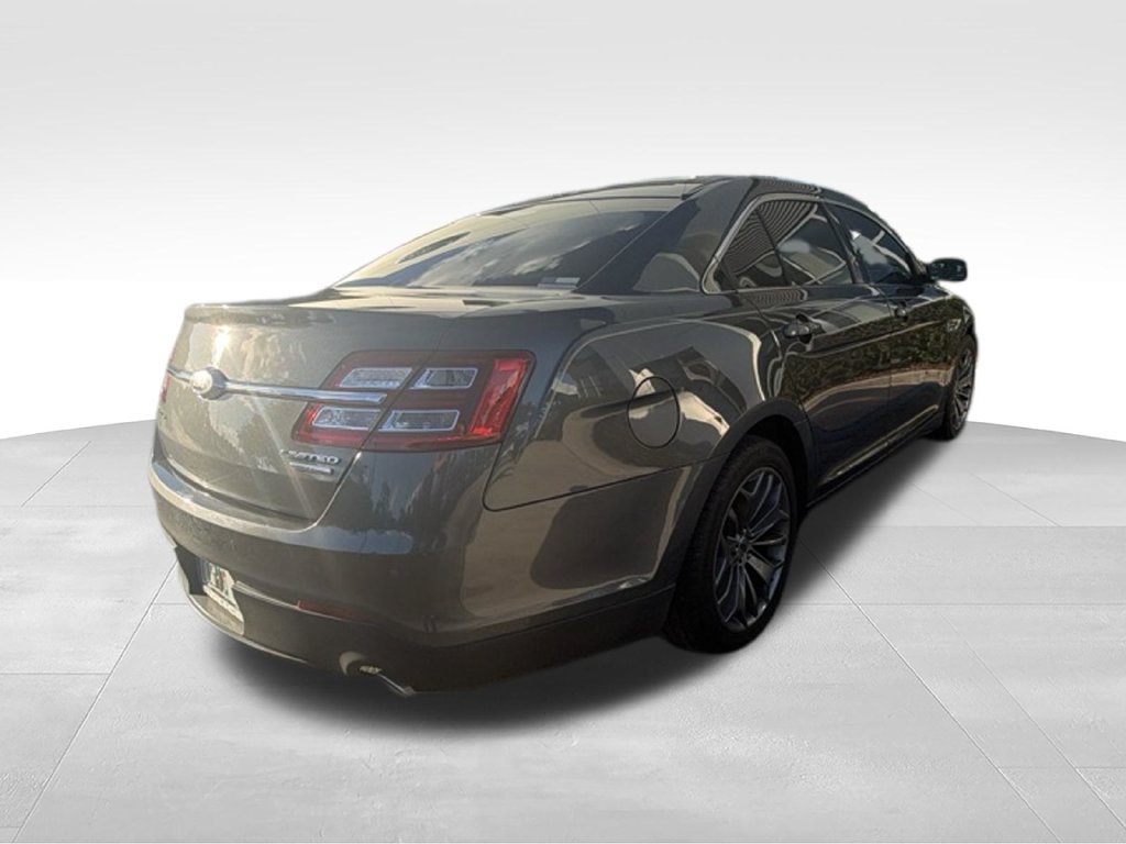 Used 2017 Ford Taurus Limited FWD image 5
