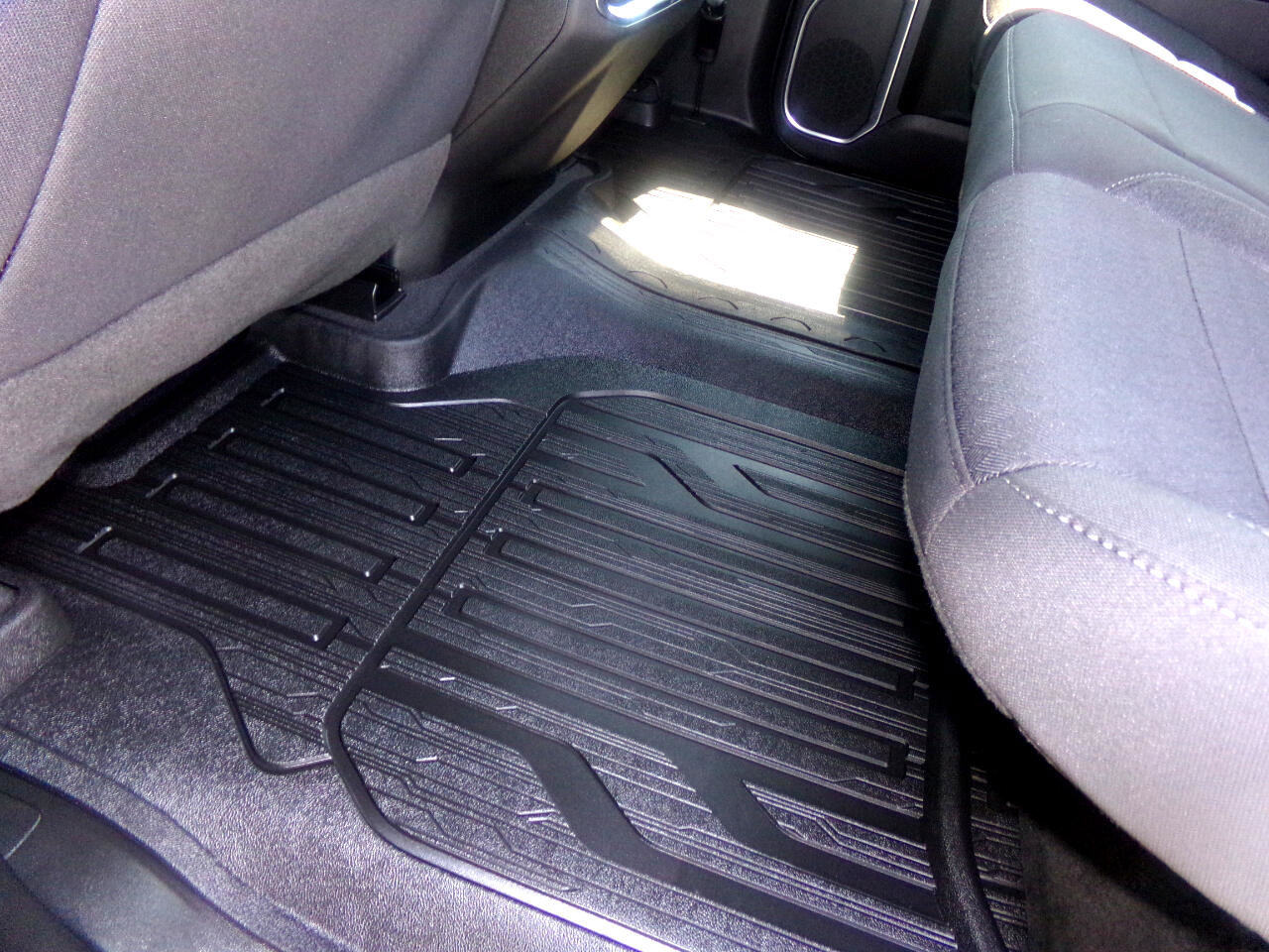 Used 2023 GMC Sierra 1500 Elevation image 31