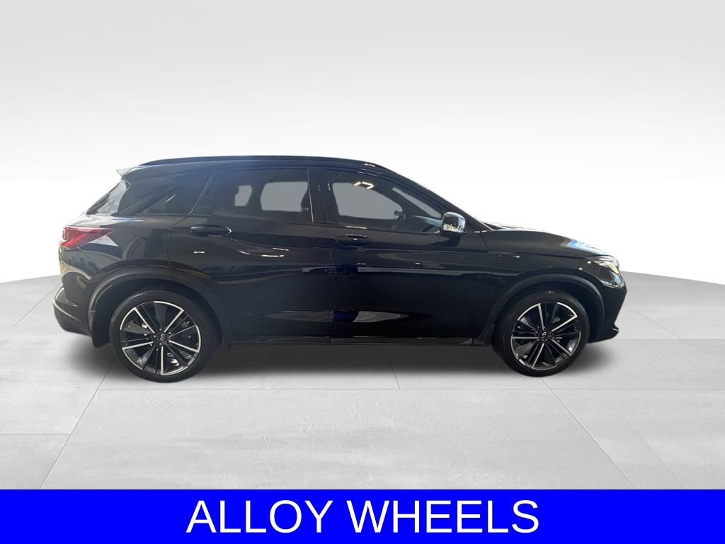Used 2023 INFINITI QX50 Sport video 3