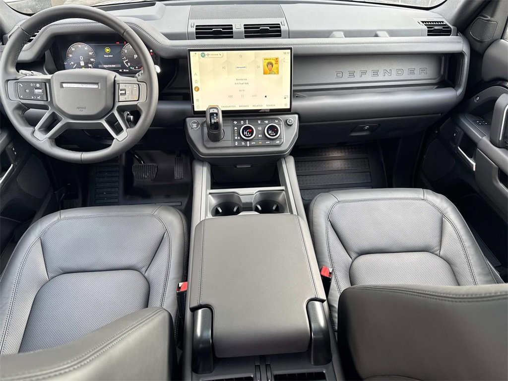 New 2026 Land Rover Defender 110 X-Dynamic SE image 16