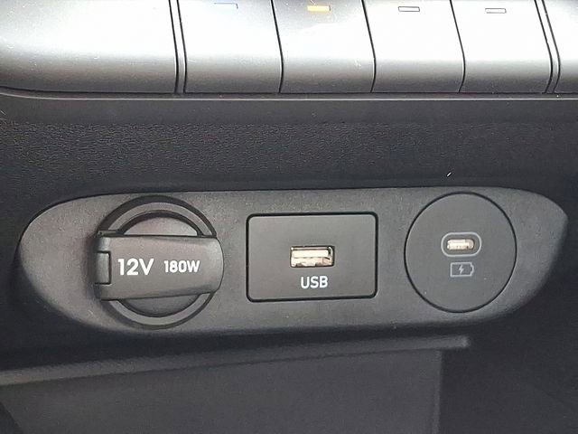Certified 2026 Hyundai Elantra SE FWD image 22