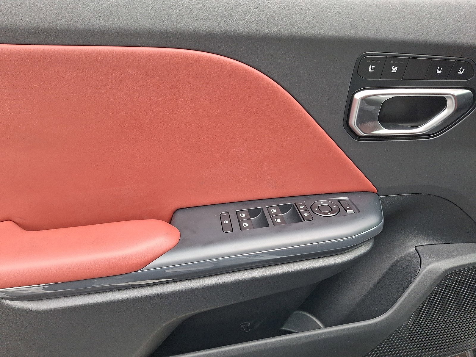 New 2025 Kia K4 GT-Line Turbo image 5