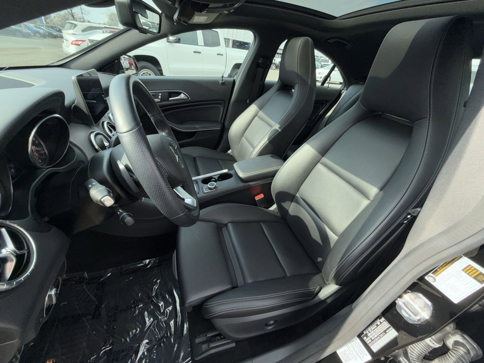 Used 2019 Mercedes-Benz CLA 250 4MATIC image 13