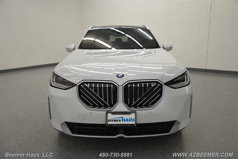 Used 2025 BMW X3 xDrive30i w/ Premium Package AWD/4WD image 6
