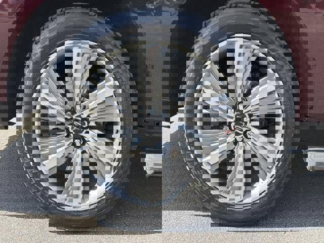 Used 2018 Lincoln Navigator Select w/ Technology Package image 24