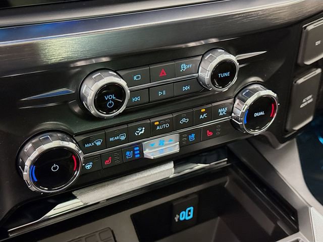 New 2025 Ford F250 Lariat w/ Lariat Ultimate Package image 16