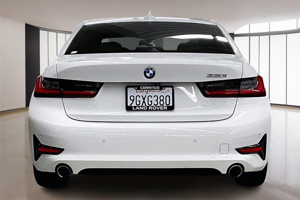 Used 2019 BMW 330i Sedan w/ Driving Assistance Package image 5