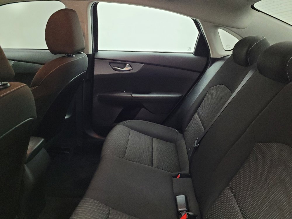 Used 2021 Kia Forte LXS image 18