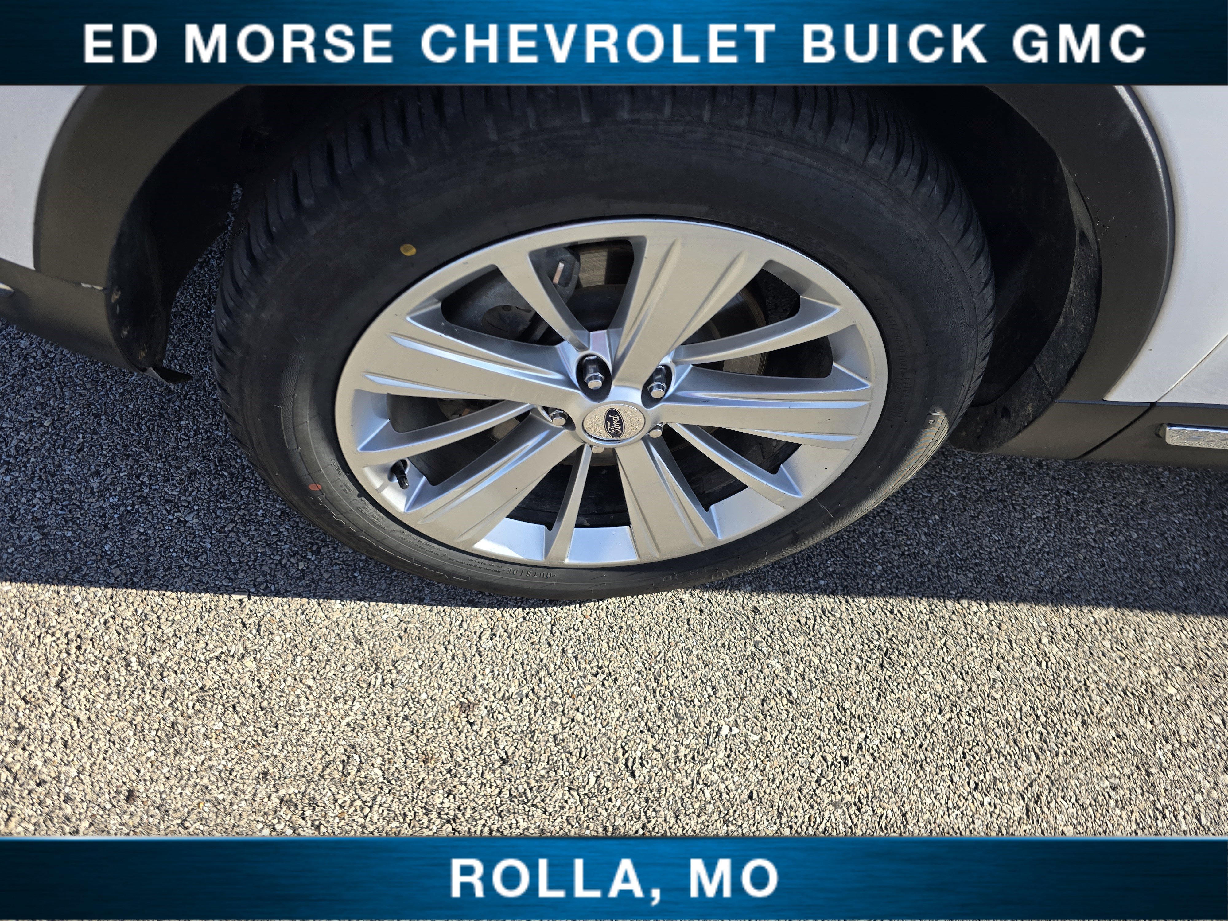 Used 2019 Ford Explorer Limited w/ Ford Safe & Smart Package image 9