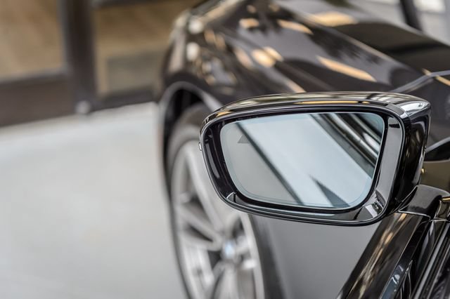 Used 2019 BMW 740i w/ M Sport Package RWD image 51