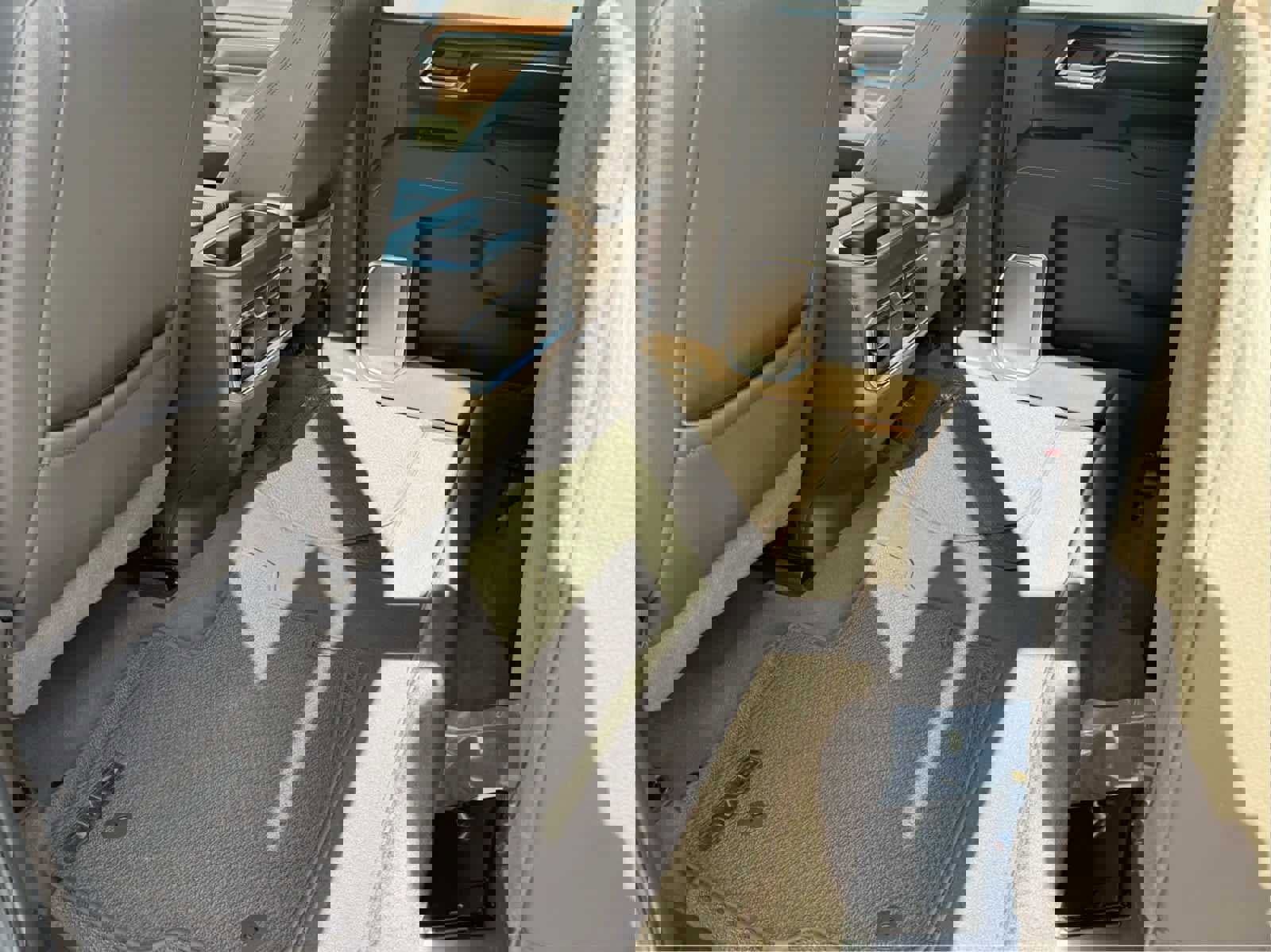 Used 2024 GMC Sierra 2500 Denali w/ Snow Plow Prep/Camper Package image 7