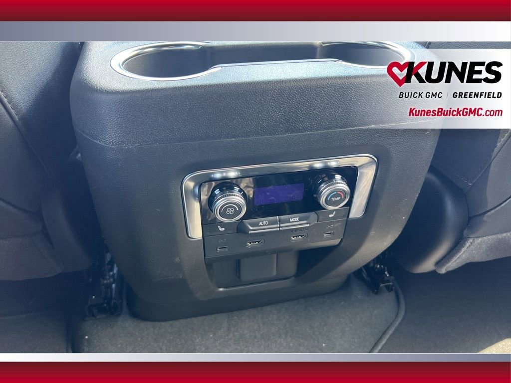 New 2026 GMC Yukon XL Elevation w/ Elevation Premium Package AWD/4WD image 34