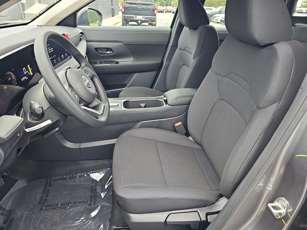 New 2027 Nissan Kicks S FWD image 18