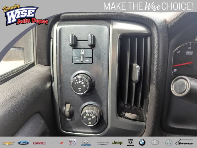Used 2015 Chevrolet Silverado 3500 LT AWD/4WD image 16