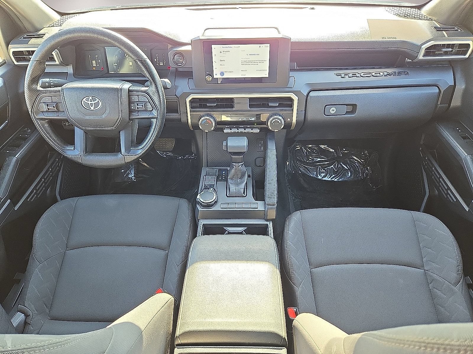 Used 2025 Toyota Tacoma SR AWD/4WD image 14