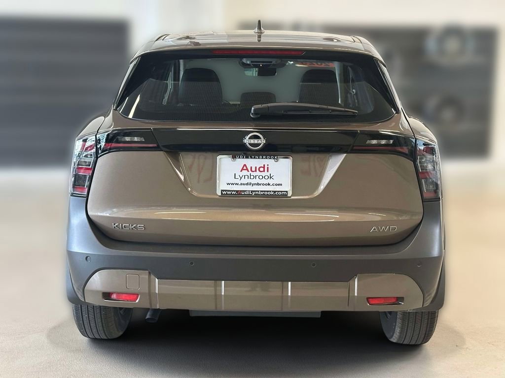 Used 2025 Nissan Kicks S w/ Interior Electronics Package AWD/4WD image 5