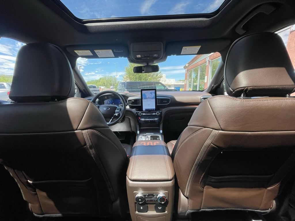 Used 2024 Ford Explorer King Ranch w/ Technology Package AWD/4WD image 24