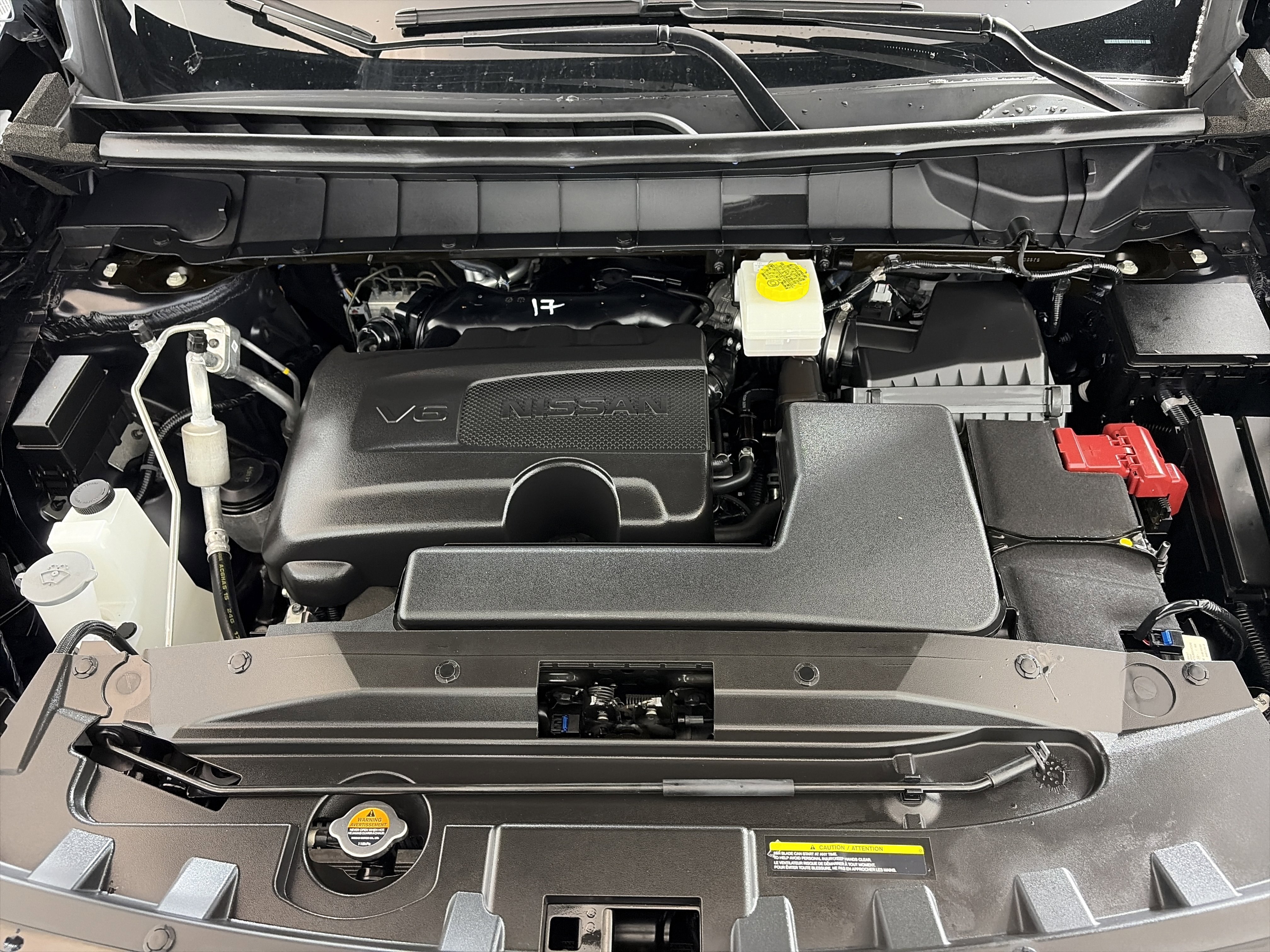 Used 2024 Nissan Pathfinder Platinum w/ Cargo Package image 12