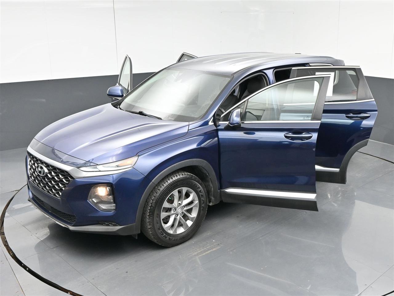 Used 2019 Hyundai Santa Fe SE image 39