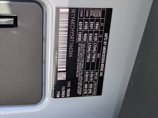 Used 2024 Mercedes-Benz Sprinter 2500 image 22