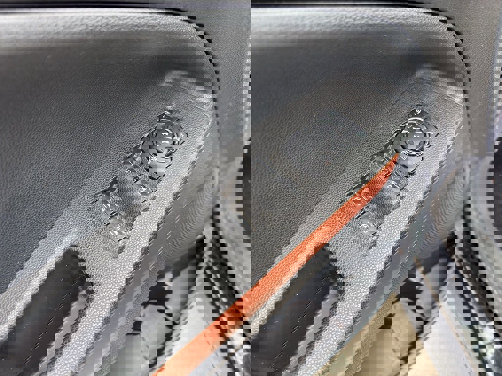 Used 2021 Ford EcoSport SE w/ SE Appearance Package image 10