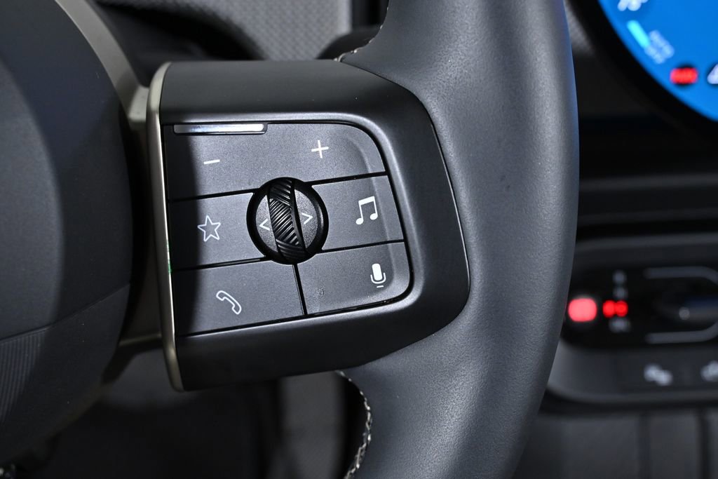 Certified 2025 MINI Cooper 2-Door Hardtop image 15