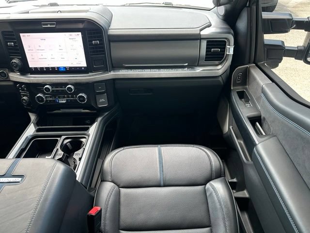 Certified 2025 Ford F450 Platinum AWD/4WD image 13