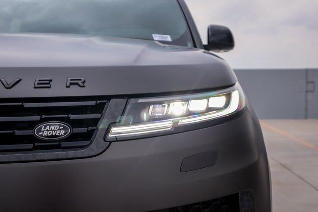 New 2025 Land Rover Range Rover Sport SV Edition Two image 7