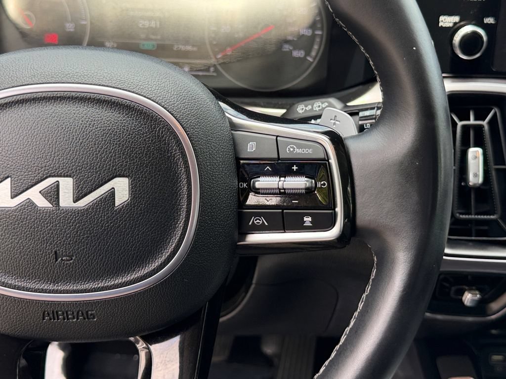 Certified 2023 Kia Sorento EX AWD/4WD image 20